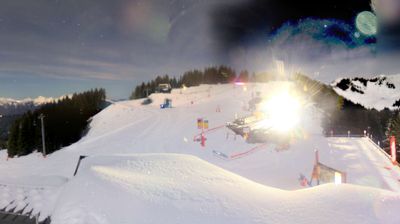 Araches-la-Frasse: Arrivée de la télécabine