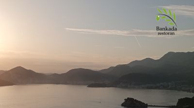 Sveti Stefan › North-west: Sveti Stefan Beach - Sveti Nikola Island