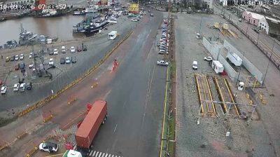 Montevideo › North-east: Puerto de Montevideo