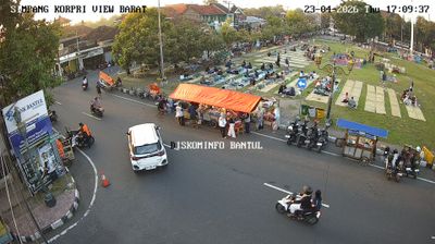 Bantul › North-west: Alun-Alun Paseban Bantul