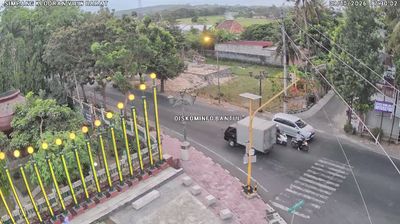 Bantul › West: ꦱꦶꦩ꧀ꦥꦁꦄꦼꦩ꧀ꦥꦠ꧀ꦏ꧀ꦭꦺꦴꦢꦿꦤ꧀ Simpang Empat Klodran