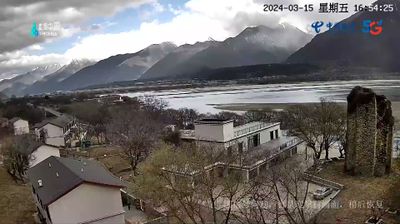 Live webcam in 米林镇, 中国