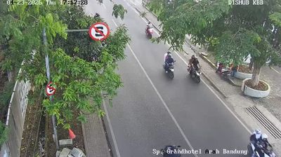 DUSUN 2 › North-east: Pasar Panorama Lembang