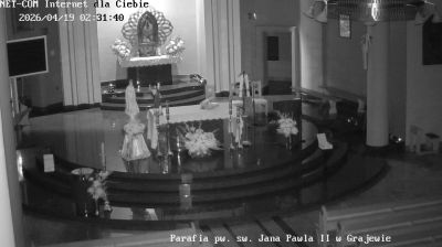 Grajewo: Parafia pw. św. Jana Pawła II w Grajewie - Ołtarz