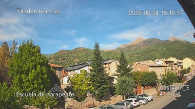 Castejon de Sos › North-east: Tandem Team: Paragliding school, shop, adventure