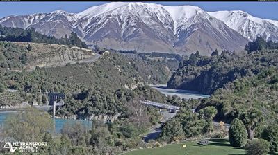 Windwhistle › West: SH77 Rakaia Gorge