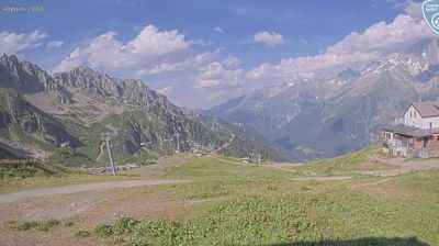 Chamonix-Mont-Blanc: Altitude 2000