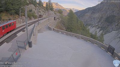 Chamonix-Mont-Blanc › North: Temple de la Nature - Refuge du Montenvers