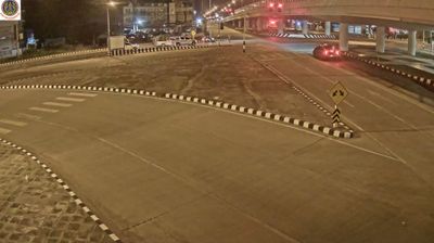Nong Bua › Sud: ทางแยกต่างระดับสันตพล (สะพานข้ามแยก) - Nittayo Rd