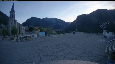 Chatel › South: Église Saint-Laurent de Châtel