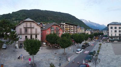 Saint-Gervais-les-Bains › South: Espace Mont Blanc