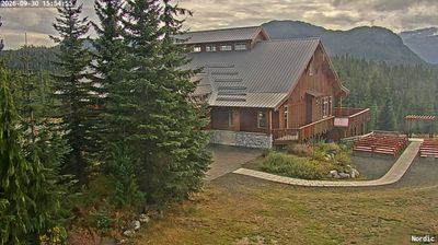 Area C › South: Raven Lodge, Mount Washington Alpine Resort - Mount Washington