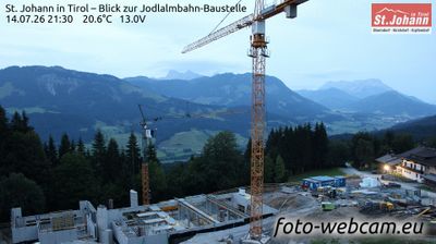 Marktgemeinde St. Johann in Tirol: St. Johann in Tirol - Blick zur Jodlalmbahn-Baustelle