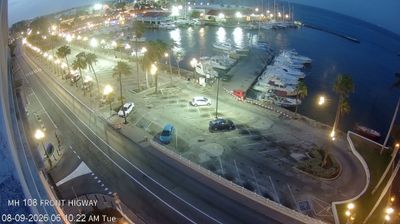 Oranjestad › South: L.G. Smith Boulevard - Renaissance Marina