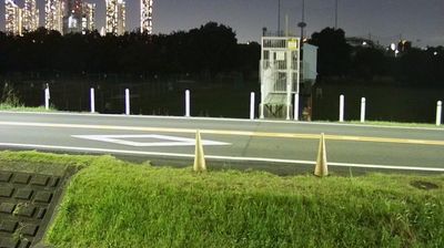 Webcam: Denenchofu 5: South: 上沼部排水樋管 - Tōkyō Prefectural Route 11 - Tama River