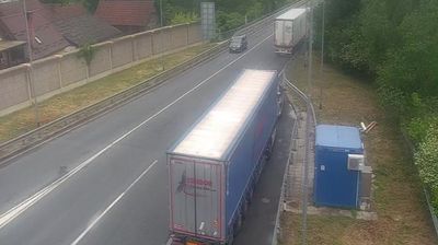 Zadnja slika ob 12h: Vrhnika, uvoz na avtocesto