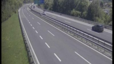 Zadnja slika ob 12h: Avtocesta Ljubljana - Koper, izvoz Razdrto