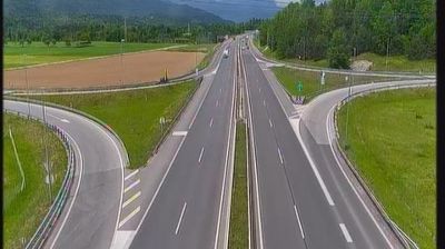 Zadnja slika ob 12h: Avtocesta Karavanke - Ljubljana, priključek Brezje