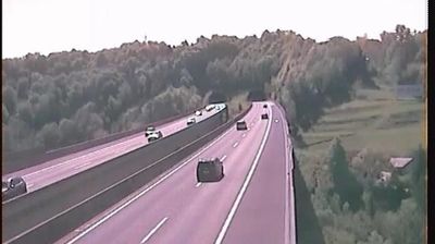 Zadnja slika ob 12h: Avtocesta Ljubljana - Obrežje, viadukt Reber, predor Mali vrh