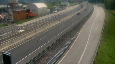 Zadnja slika ob 12h: Avtocesta Ljubljana - Pluska, nekdanja postaja Dob