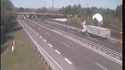 Zadnja slika ob 12h: Ljubljana - južna obvoznica, priključek Lj.-center, proti Kozarjam