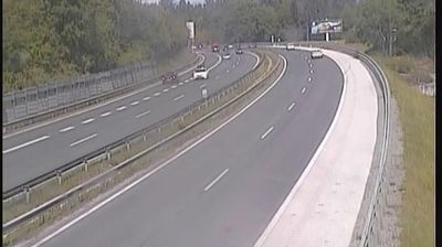 Zadnja slika ob 12h: Avtocesta Karavanke - Ljubljana, priključek Podtabor
