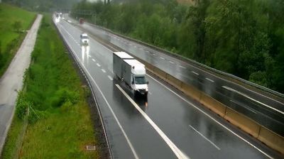 Zadnja slika ob 12h: Avtocesta Šentilj - Maribor, nadvoz v Pesnici