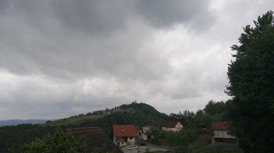 Zadnja slika ob 12h: Sevno, smer Primskova gora