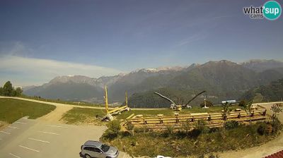 Zadnja slika ob 12h: Široko - turistična kmetija