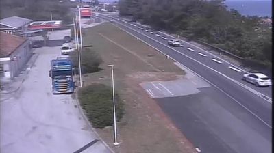 Zadnja slika ob 12h: Izola, Jagodje