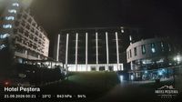 Moroeni › South-east: Hotel Peștera