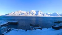 Longyearbyen: Port - Day time