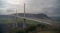 Millau: Nord du viaduc de - Jour