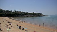 Vaux-sur-Mer › South-east: Plage de Nauzan - Day time