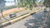 Bandung: Jalan Alun-Alun Timur - Day time