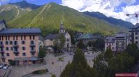 Chamonix-Mont-Blanc › North-west: Place du Triangle - Paroisse Saint Bernard du Mont-Blanc